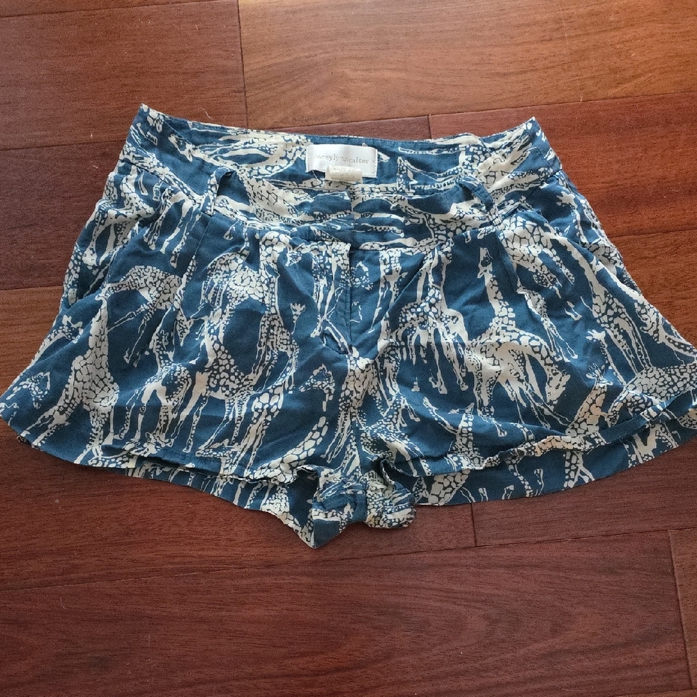 Coreylynncalter Silk Giraffe Cream And Dark Teal Print Short Shorts